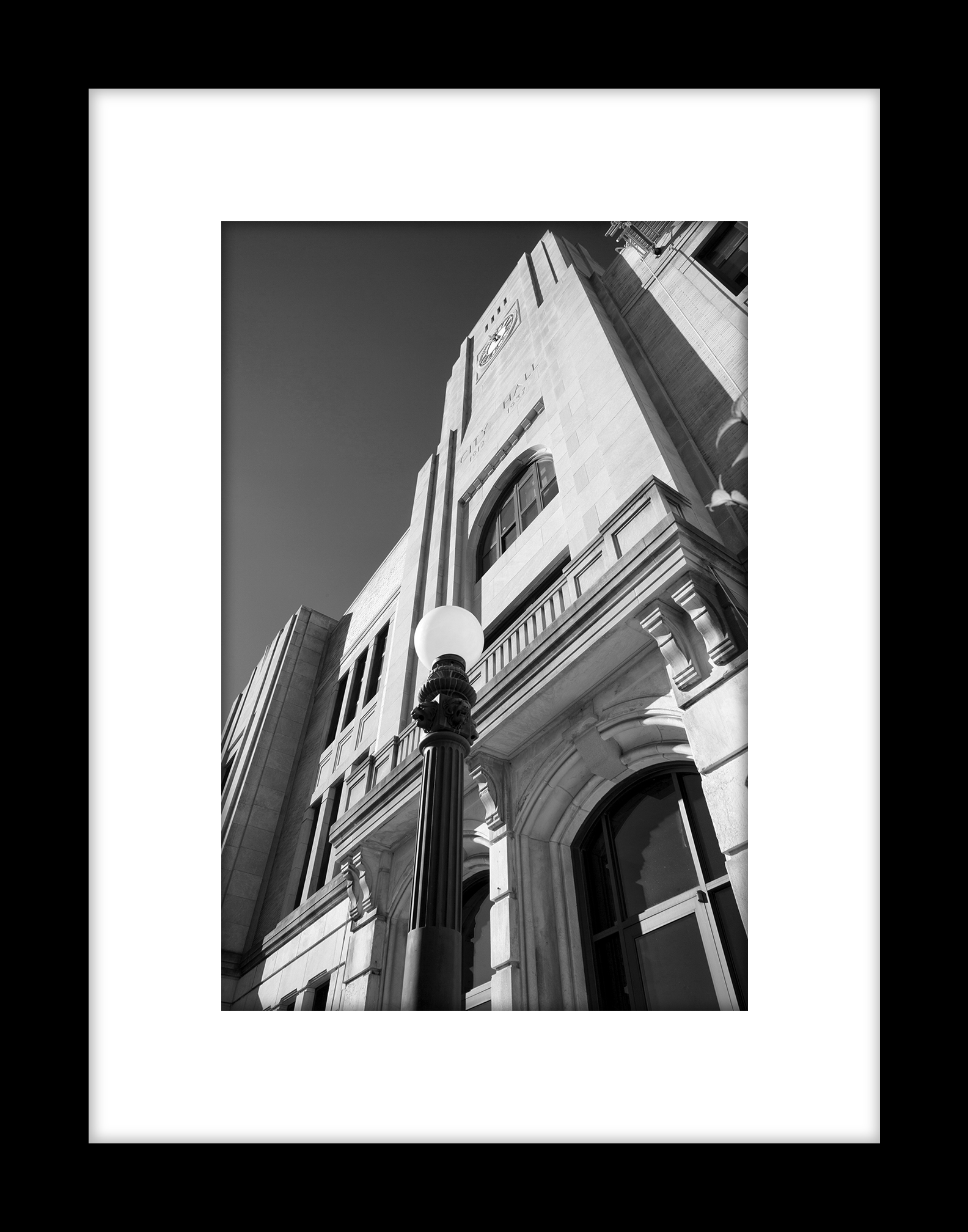 landmark-18x24-tall06